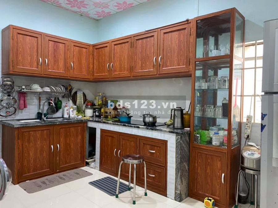 Bán nhà Nguyên Tư Giản, đất có lộc diện tích sử dụng 28m2 giá bán 2,85 tỷ lh 0394317796