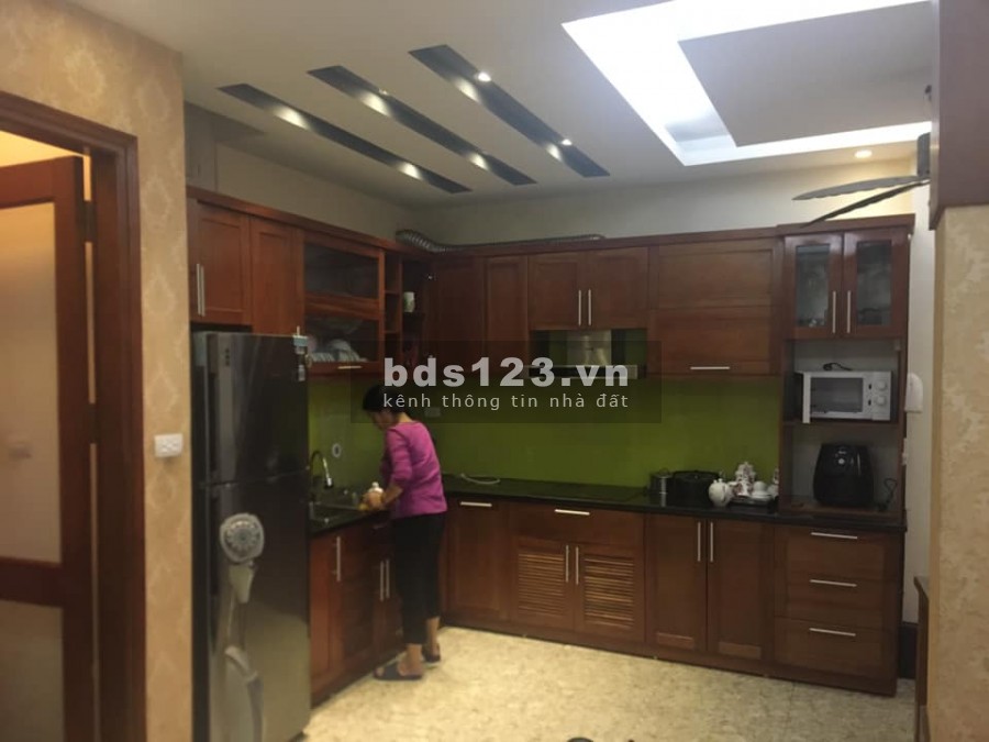 Bán nhà hiếm Trần Xuân Soạn, ngõ 4m, ô tô đỗ cửa, dtsd 35m2, nhỉnh 4 tỷ, giá tốt, sổ sẵn