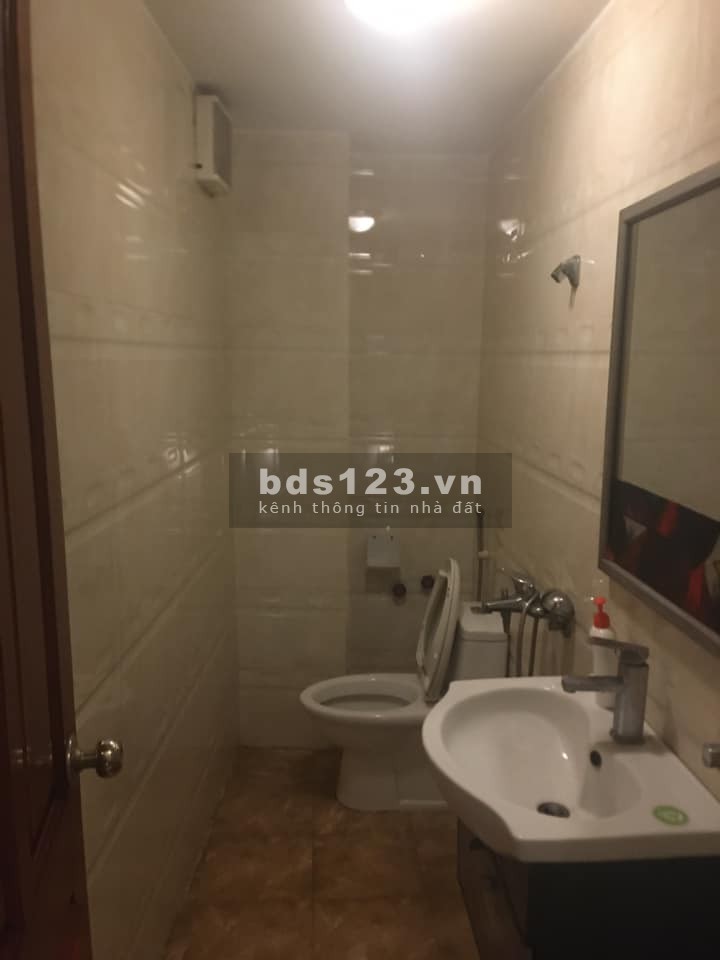 Bán nhà hiếm Trần Xuân Soạn, ngõ 4m, ô tô đỗ cửa, dtsd 35m2, nhỉnh 4 tỷ, giá tốt, sổ sẵn