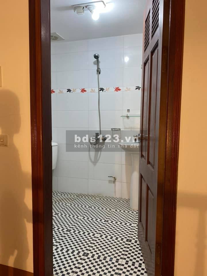 Bán nhà nguyên căn Mậu Lương, Hà Đông, nhà đẹp vỉa hè rộng, dt 62m2 giá bán 6.6 tỷ