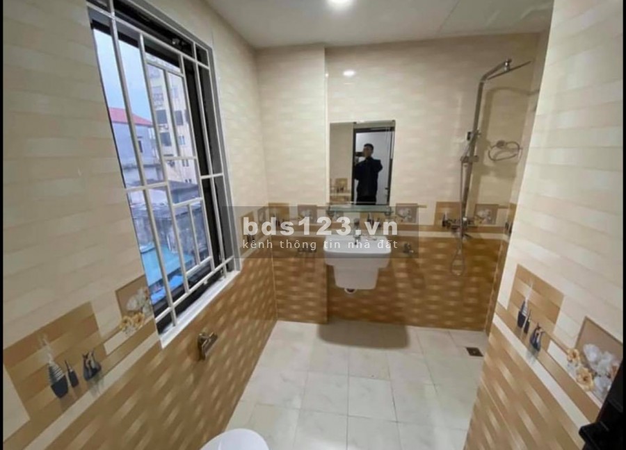 Bán nhà Trần Quý Kiên, Cầu Giấy lô góc ánh sáng ngập tràn diện tích 40m2 giá bán 5 tỷ4
