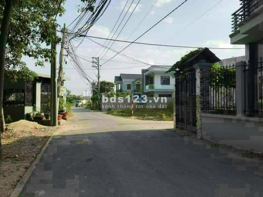 Bán đất giá rẻ khu tái định cư Bến Cát Bình Dương diện tích sử dụng 100m2, full thổ cư