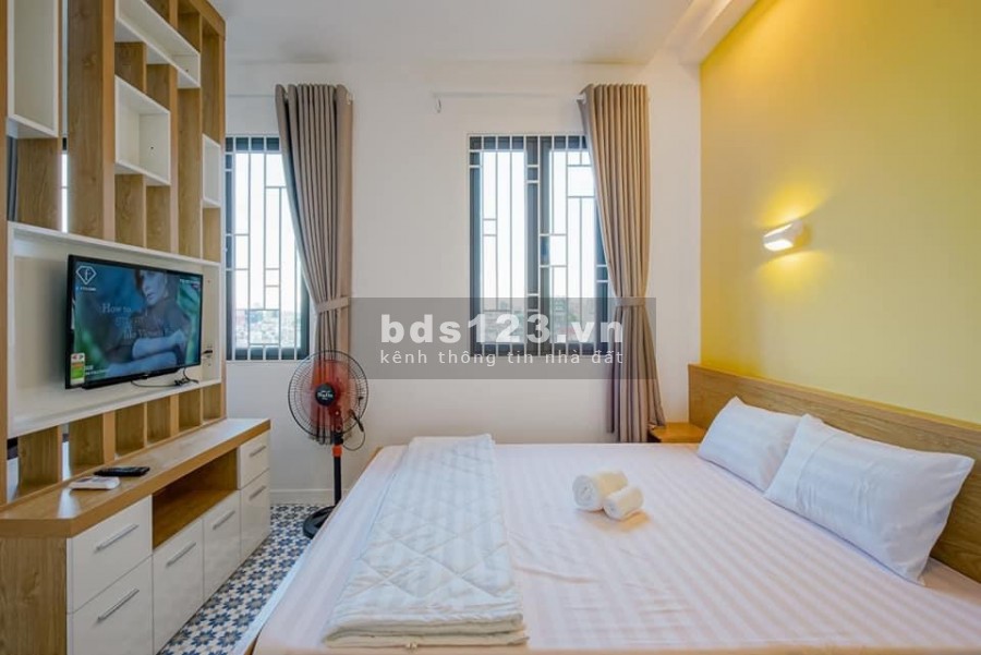 Bán gấp CHDV, 2 mặt tiền Hồ Văn Huê, diện tích 165m2 9 tầng, giá 57 tỷ, KD siêu đỉnh.