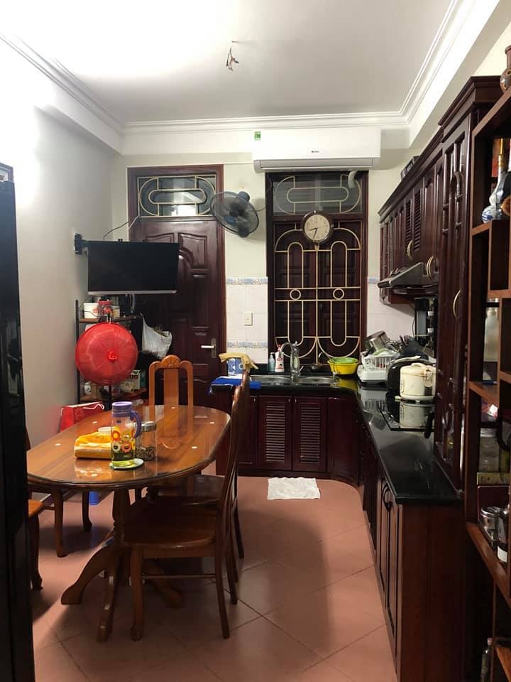 Bán nhà phố Thanh Nhà, dt 38m2 3 pn, ngõ thoáng, gần phố, giá bán 3.1 tỷ, lh 0394357733