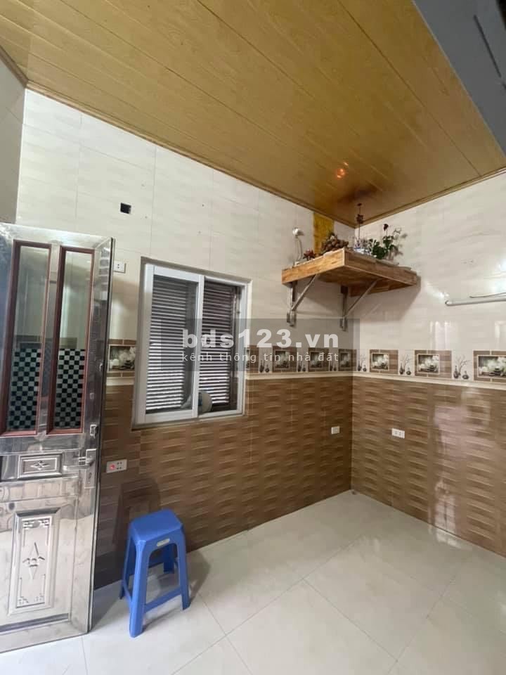 Bán nhà nguyên căn mặt phố Nhân Hòa, Nhân Chính diện tích 26m2 3 tầng giá rẻ 2,3 tỷ