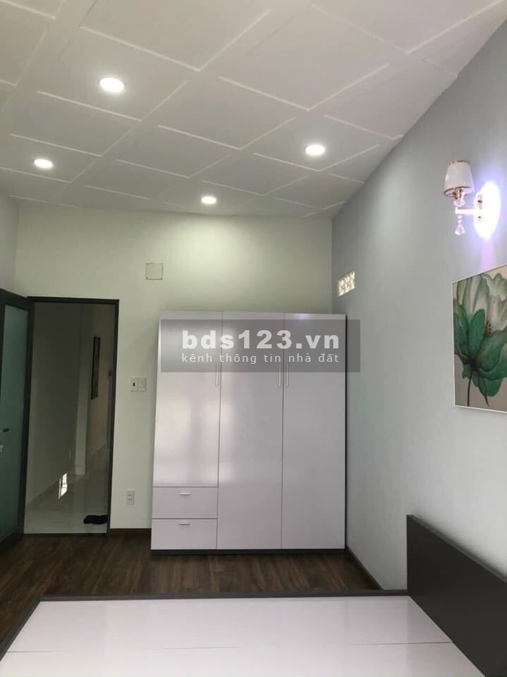 Bán gấp nhà mới xây Tô Ngọc Vân giá chỉ 2.8 tỷ, chủ giảm lấy lộc cho khách chốt trong mùa dịch