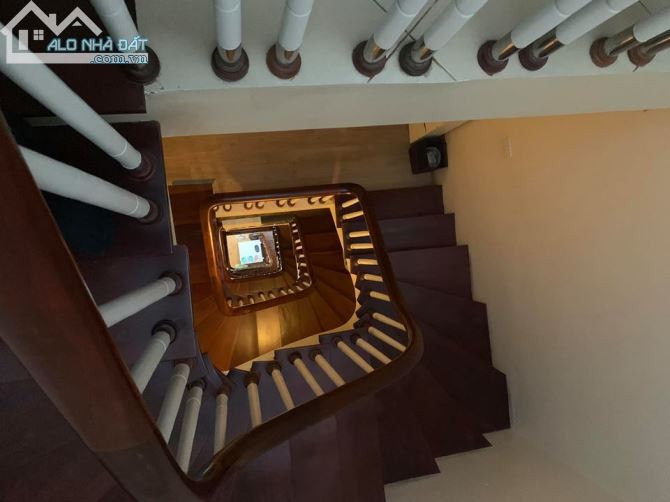 Siêu Hiếm Bán Nhà Bùi Xương Trạch, Thanh Xuân DT 40m2, 5T, Giá Nhỉnh 4 Tỷ.