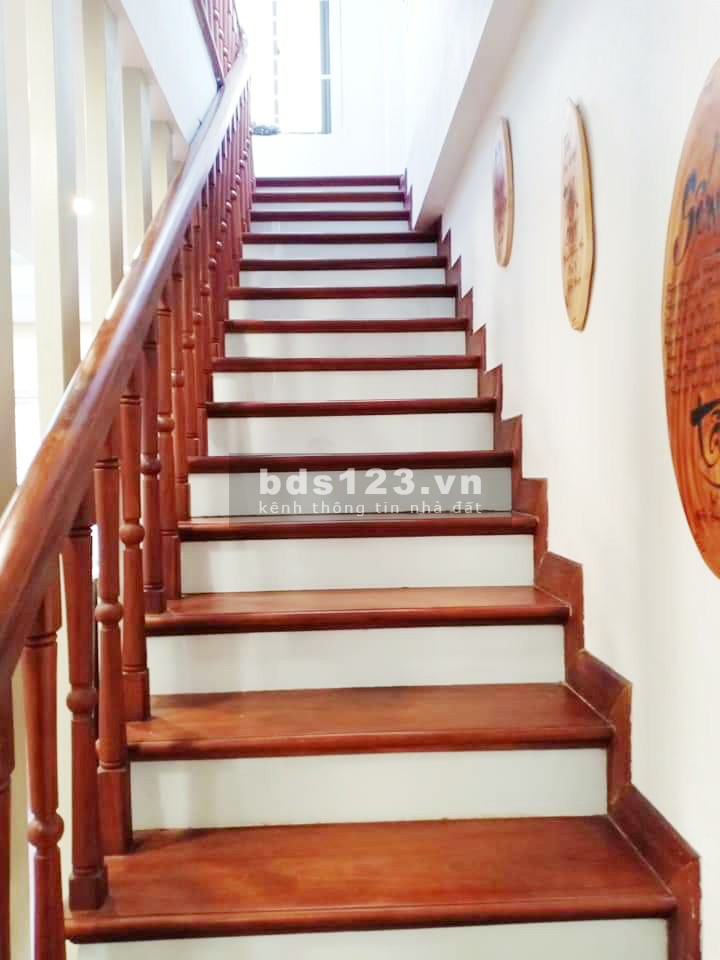 Nhà hiếm ngõ 117 Thái Hà ngõ thông diện tích sử dụng 50m2 giá bán nhanh 6,95 tỷ