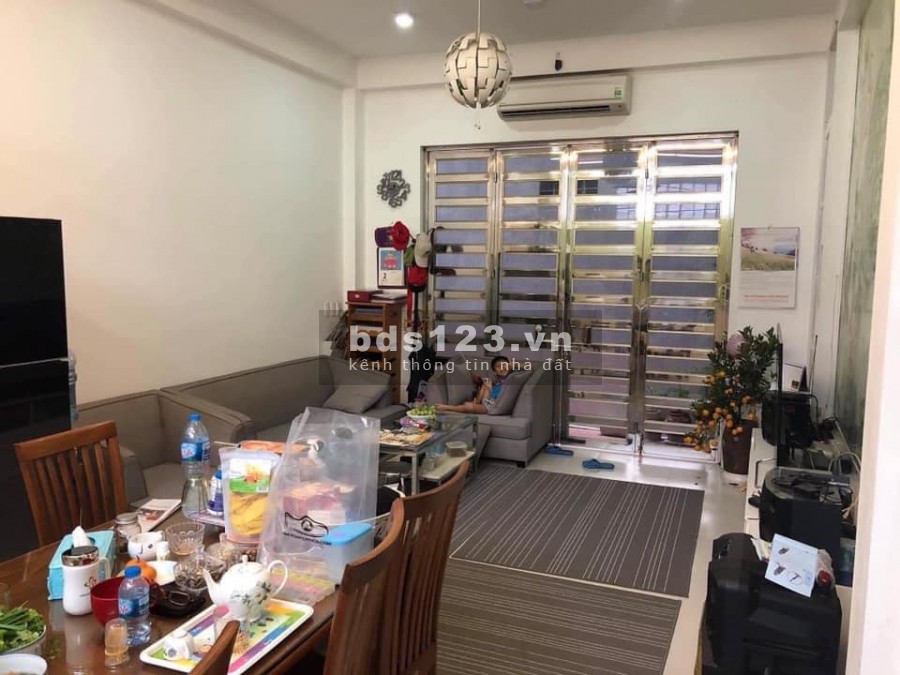 Nhà đẹp cần bán nhanh giá rẻ ngay trung tâm Quận Đống Đa, lh 0919670888