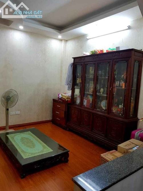 Siêu Hiếm Bán Nhà Bùi Xương Trạch, Thanh Xuân DT 40m2, 5T, Giá Nhỉnh 4 Tỷ.