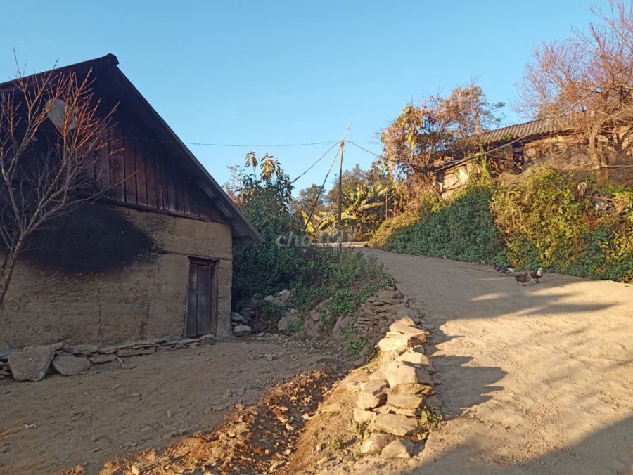 Mảnh đất view đẹp, giá hợp lý lại được tặng ngay 2 ngôi nhà Y Tý -Sapa2, giá thoả thuận