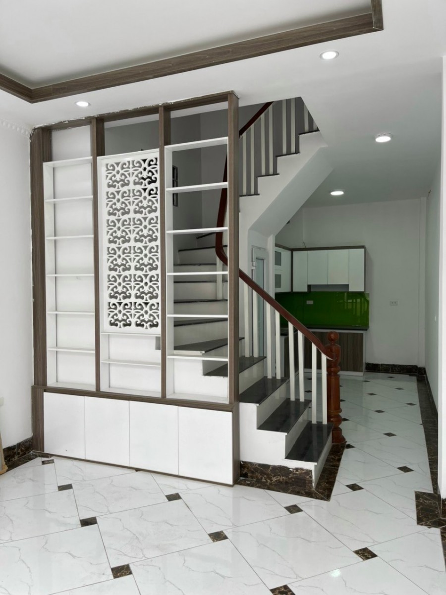 Hiếm! Chỉ 3.9 tỷ có nhà đẹp 5T phố Định Công Thượng Hoàng Mai oto vào nhà KD an sinh đỉnh