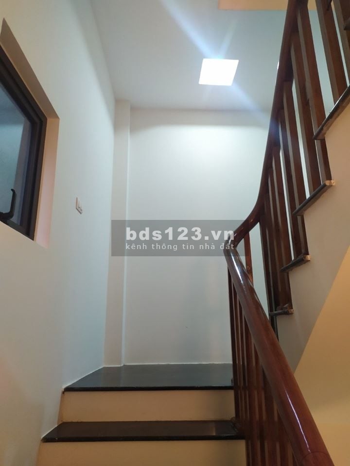 Chính chủ cần bán nhà Thái Thịnh, ô tô, kinh doanh, ngõ thông, dt 36m2, 5 tầng, mt 6m, chỉ 5.5 tỷ