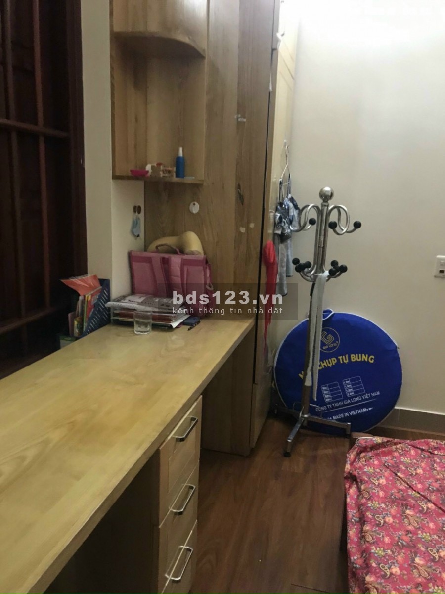 Bán nhà phố Đông Nam Cường, TP HD, 4 tầng, lô góc cực thoáng, 3 ngủ, KD buôn bán tốt