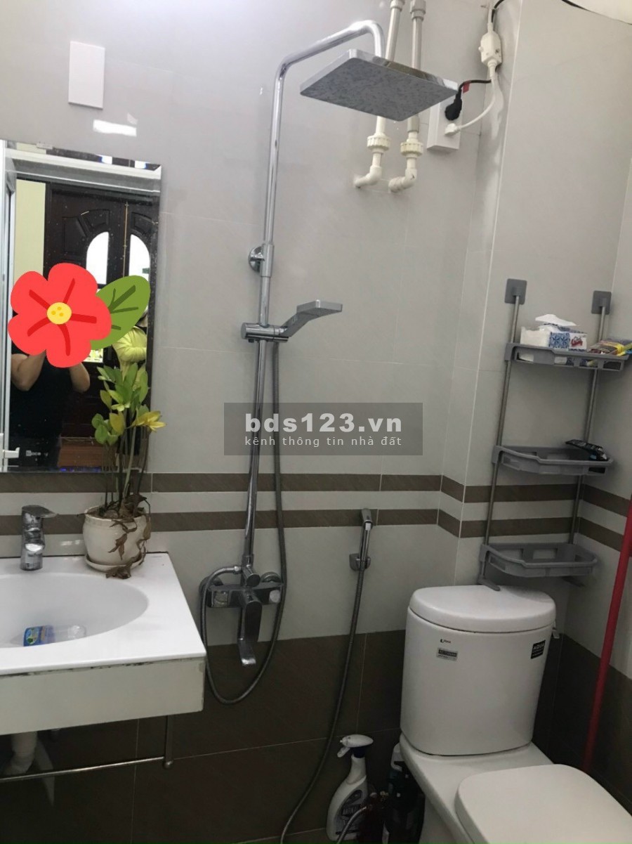 Bán nhà phố Đông Nam Cường, TP HD, 4 tầng, lô góc cực thoáng, 3 ngủ, KD buôn bán tốt