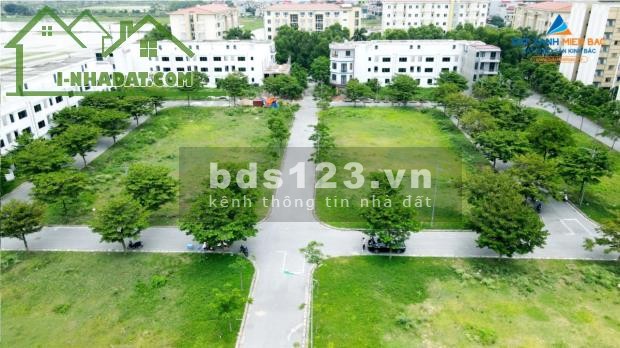 Chính chủ bán nhanh mùa dịch căn nhà 4 tầng 2 mặt tiền Yên Phong, Bắc Ninh, giá đầu tư