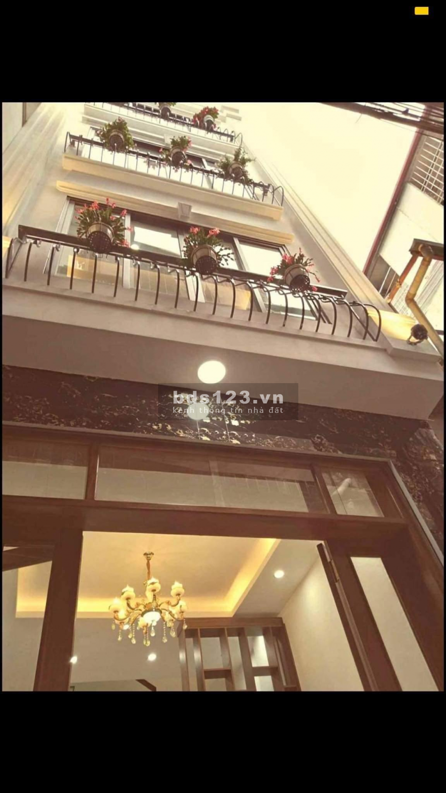 Mua nhà Ngọc Thuỵ tặng nội thất đẹp, ô tô vào thoải mái, giá nhỉnh 3 tỷ, sổ chính chủ