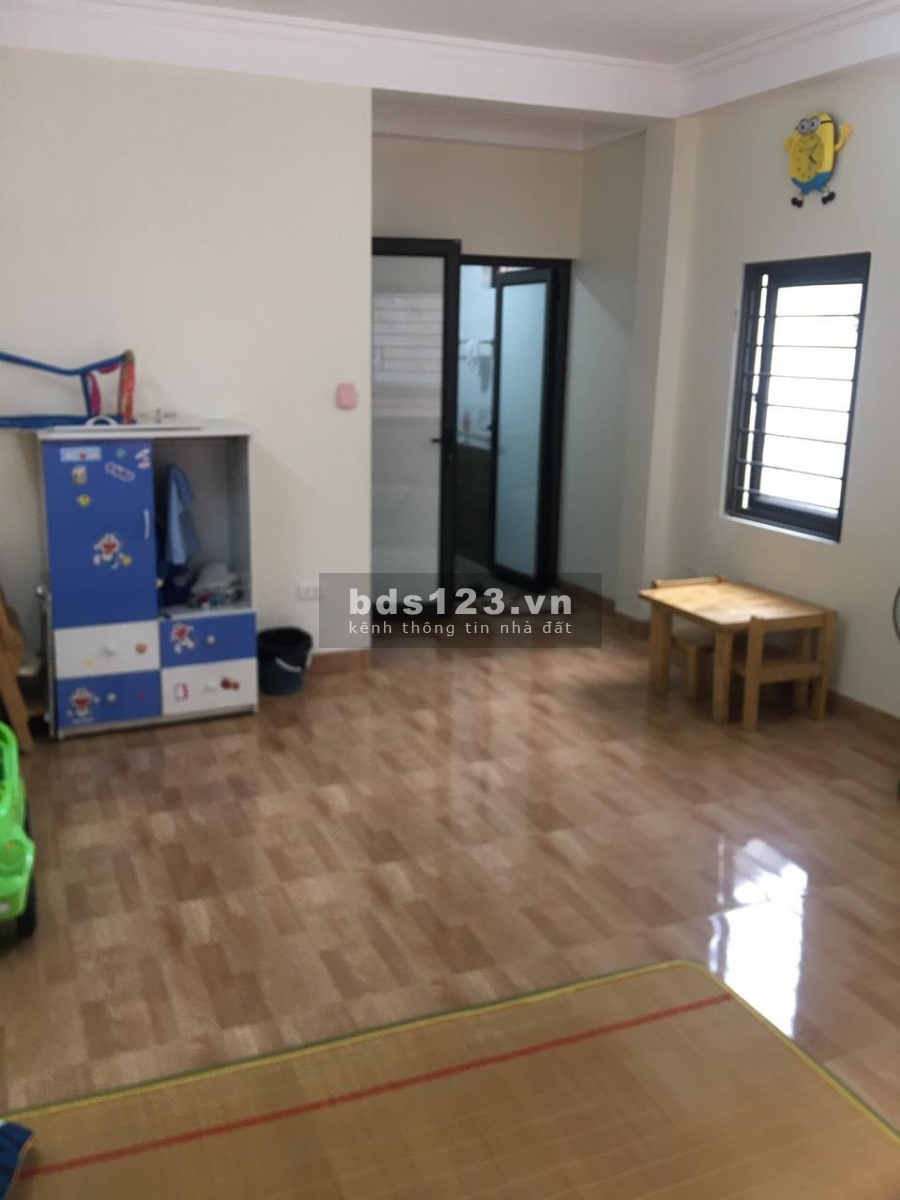 Mua nhà Ngọc Thuỵ tặng nội thất đẹp, ô tô vào thoải mái, giá nhỉnh 3 tỷ, sổ chính chủ