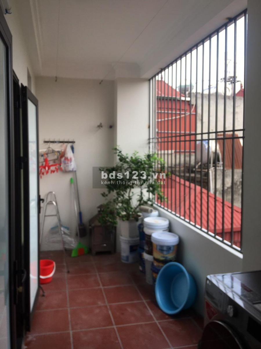 Mua nhà Ngọc Thuỵ tặng nội thất đẹp, ô tô vào thoải mái, giá nhỉnh 3 tỷ, sổ chính chủ