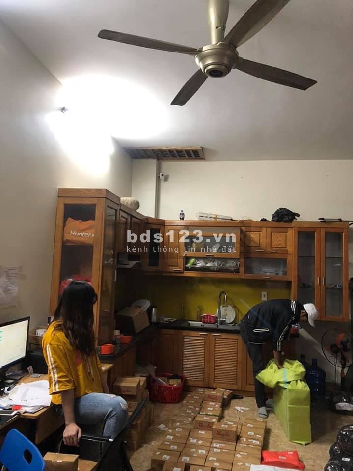 Bán nguyên căn nhà phố Cầu Diện, ô tô đỗ cửa, kinh doanh, dt 65m2, 5 tầng, mt 7.9m, giá 6,1 tỷ