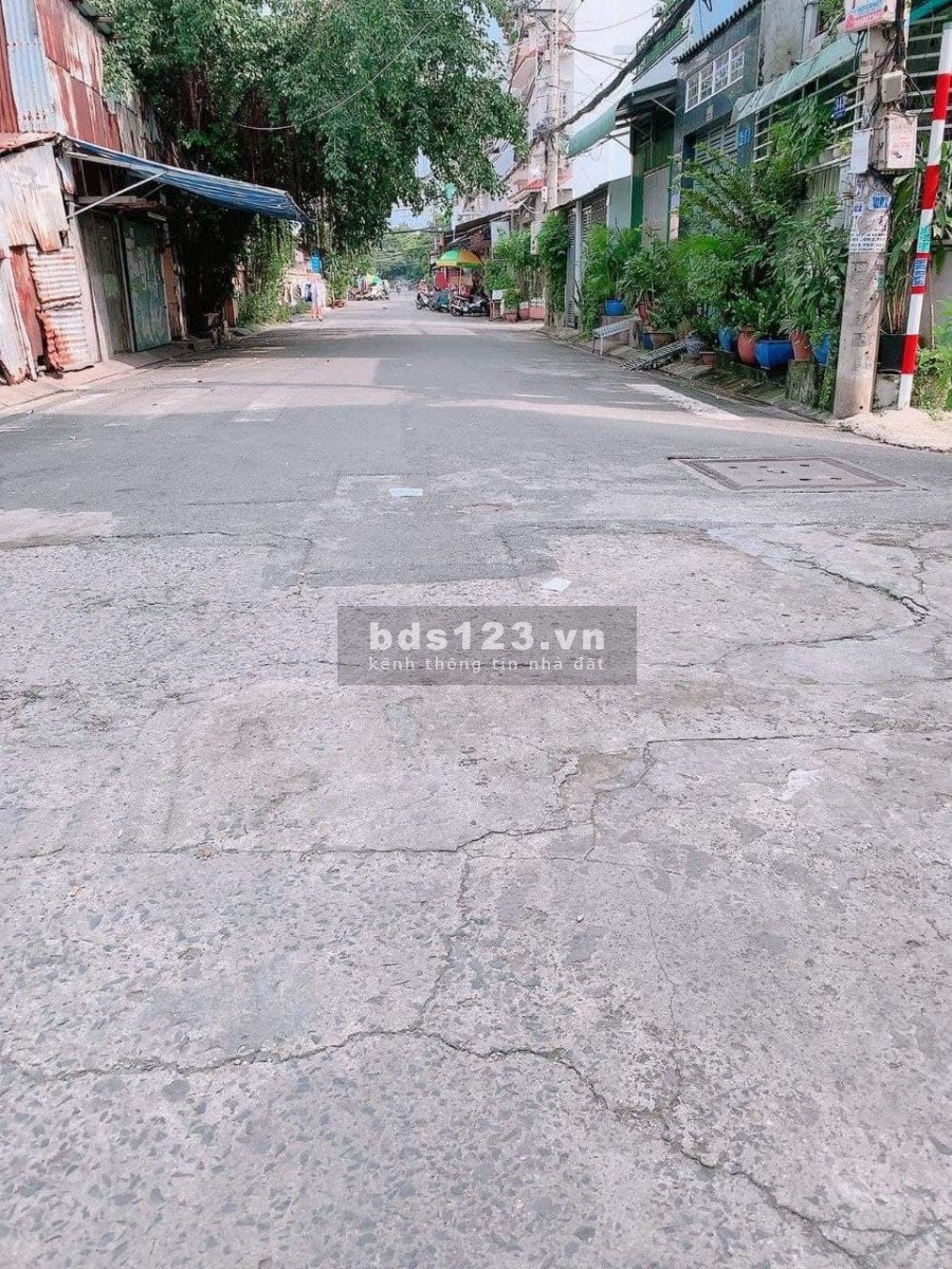 Bán nhà cấp 4, hẻm xe tải, Huỳnh Văn Nghệ, Quận Tân Bình, diện tích 90m2, giá chỉ 5.2 tỷ