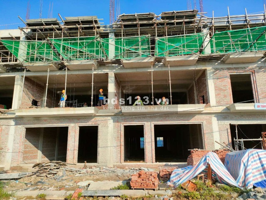 Biệt thự liền kề trung tâm khu công nghiệp Yên Phong Băc Ninh, lô độc bản, liên hệ ngay