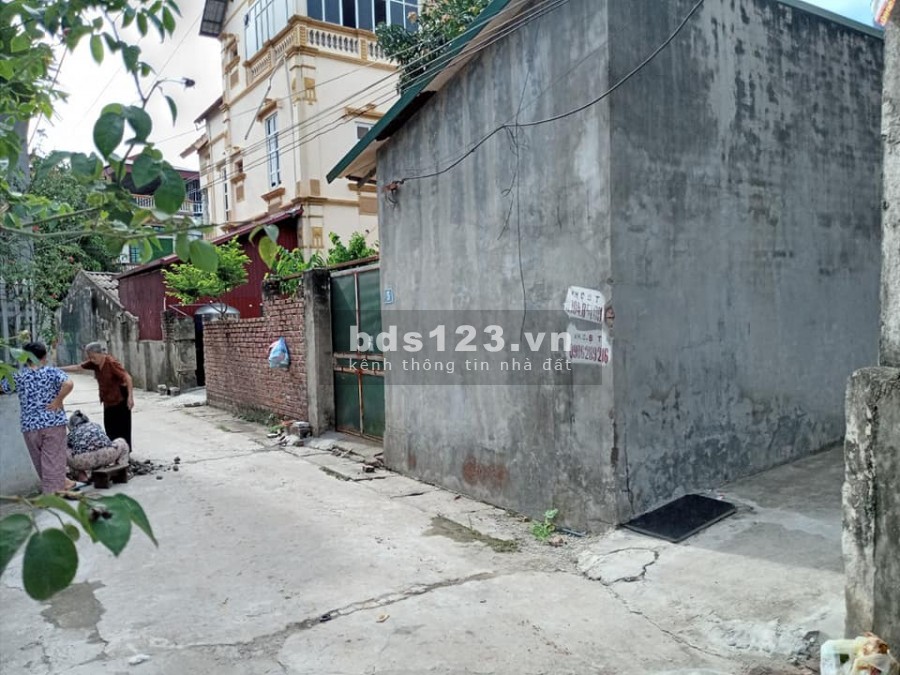 Hàng Xóm Vinhomes!Bán nhà C4 An Đào, Gia Lâm, 55m, giá 2 tỷ. Lô góc, ô tô đỗ cửa.