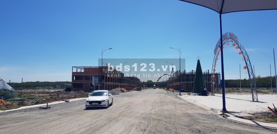 Chính thức nhận giữ chỗ shophouse cao cấp, kế bên khu công nghiệp Bàu Bàng, dt 300m2