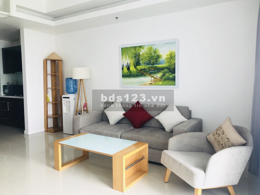 Căn hộ 1PN Azura cho thuê giá 10 triệu/tháng nằm sát chân cầu sông Hàn, giá tốt, an ninh
