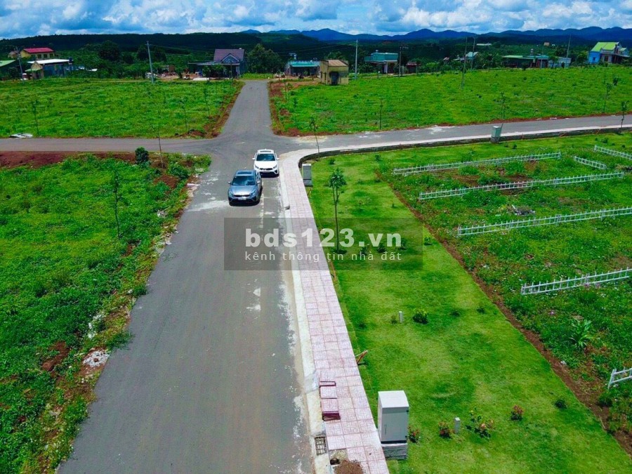 Đất Nền Sổ Sẵn Thổ Cư tại Bảo Lâm với chỉ hơn 700 triệu đồng/nền, đã có sẵn sổ đỏ