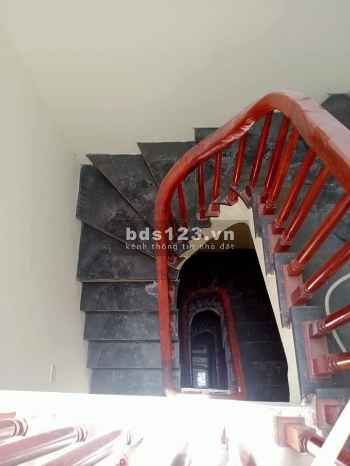 Nhà nguyên căn đẹp ngõ thoáng Hà Trì, Quận Hà Đông, diện tích 33m2 5 tầng, giá 2,5 tỷ