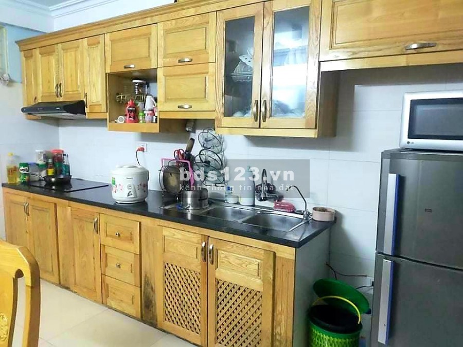 Bán nhà đường Nguyễn Khoải cạnh cầu Vĩnh Tuy, dtsd 40m2, cho thuê đỉnh, giá nhỉnh 3 tỷ