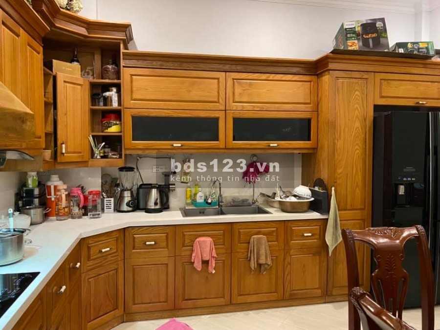 Ngõ cực rộng, bán nhà Xuân Thủy, diện tích sử dụng 47m2, giá bán nhanh 5.2 tỷ