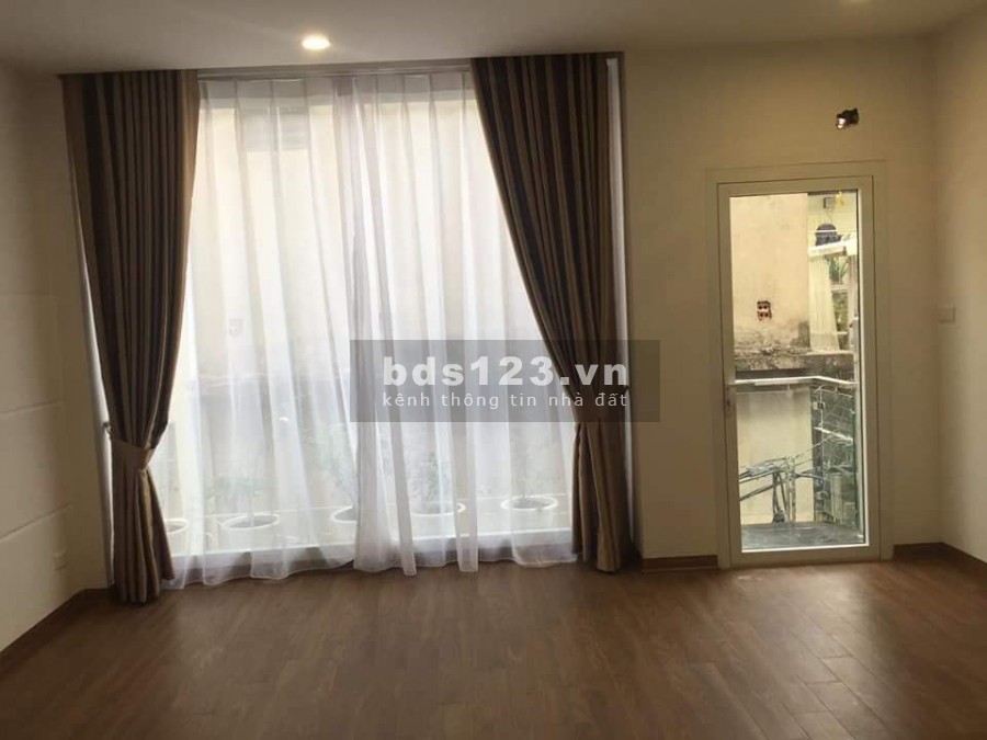 Bán nhà Đội Cấn 7 tầng thang máy tặng full nội thất diện tích 40m2, 7 tầng giá bán 6,9 tỷ
