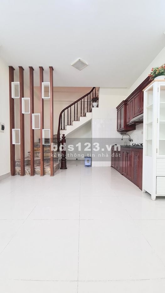 Bán nhà Xuân Đỉnh an sinh, tiện ích tuyệt vời diện ích sử dụng 32m2 giá bán nhanh 3.3 tỷ
