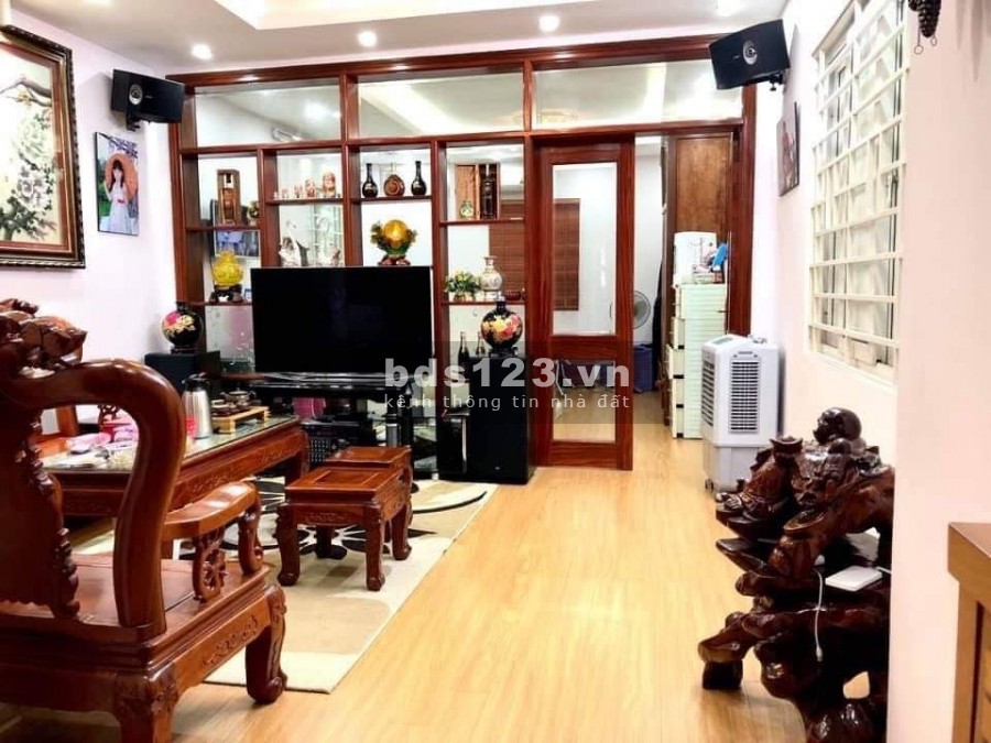 Phố hiếm, Nhà Nguyễn Văn Huyên nhà đẹp gần phố ngõ thông nội thất cực đỉnh giá chỉ 8 tỷ 5