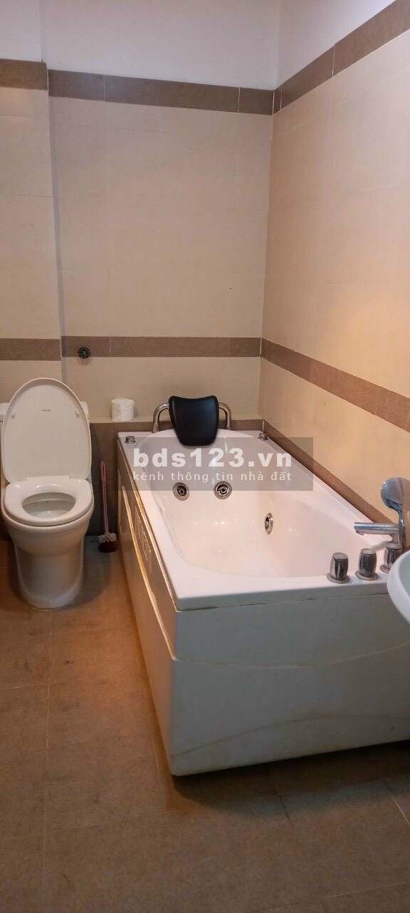 Bán nhà phố Canh Nông 2, ph Quang Trung, TP HD, 56.8m2, mt hơn 5m, 3 tầng, 3 ngủ