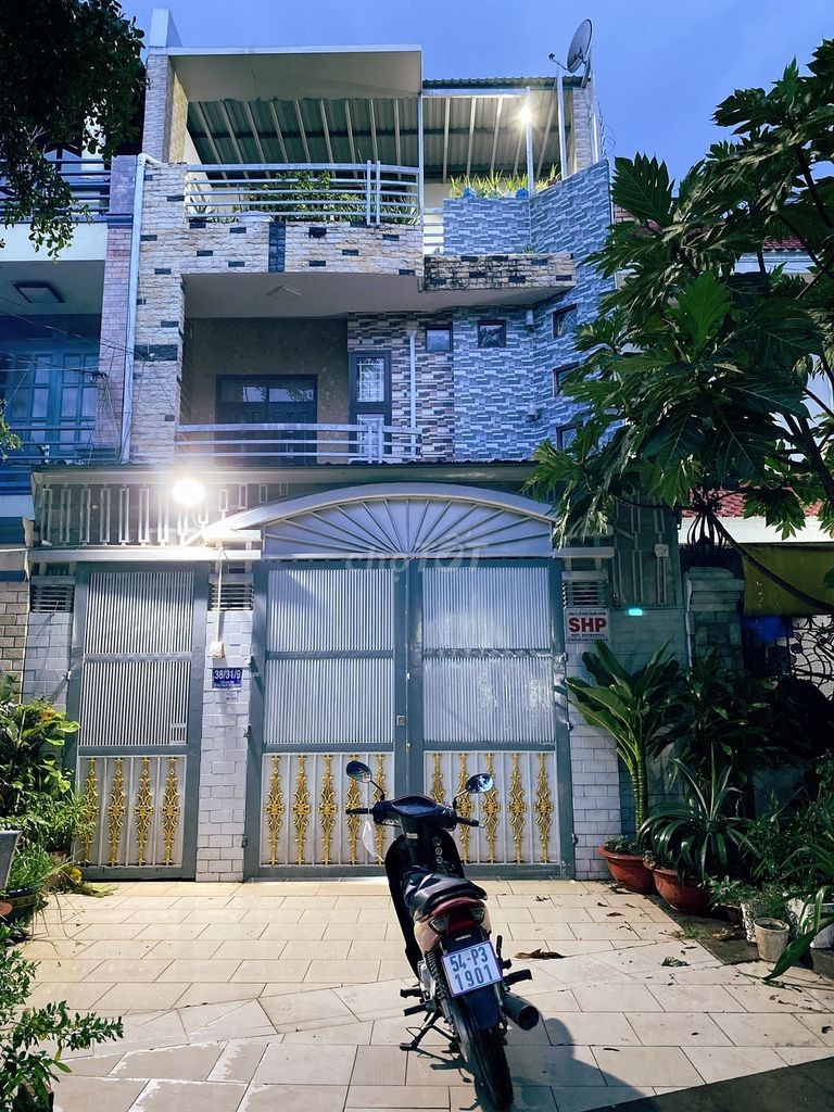Cần bán nhà nguyên căn đúc 1 trệt 2 lầu diện tích 114m2 Chế Lan Viên, Quận Tân Phú
