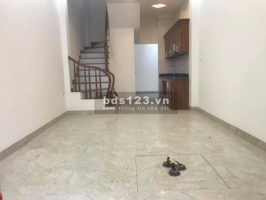 Bán nhà khu hiếm - khó tìm - ít nhà bán - gần phố, Ngô Gia Tự, chỉ hơn 2 tỷ