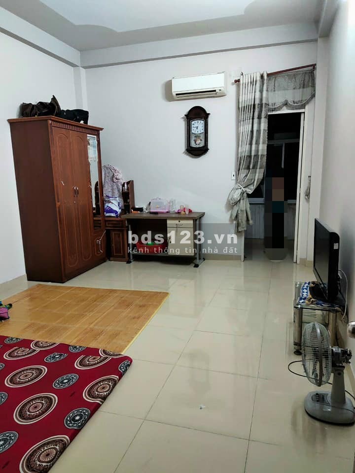 Bán nhà hẻm xe hơi Lạc Long Quân phường 10 Tân Bình diện tích 54m2, 2 lầu, giá rẻ