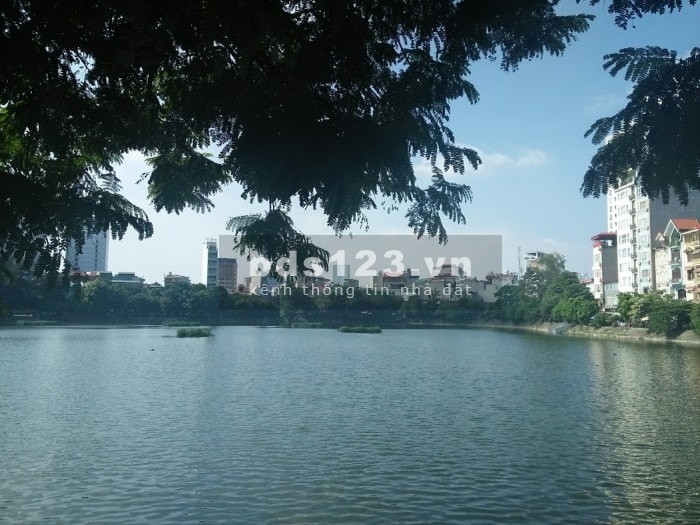 Bán nhà phố Đội Cấn 2 mặt ngõ, full công năng chỉ 2,35 tỷ, sổ đỏ nở hậu, giao dịch ngay