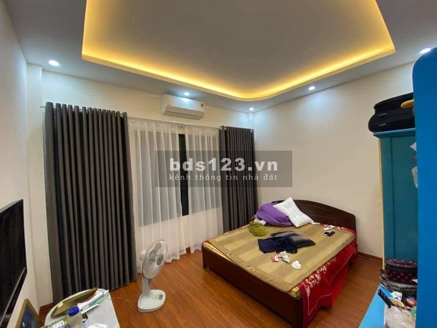 Bán nhà Thái Thịnh nhà mặt ngõ, rộng thoáng kinh doanh tốt diện tích 54m2 giá bán 6.4 tỷ