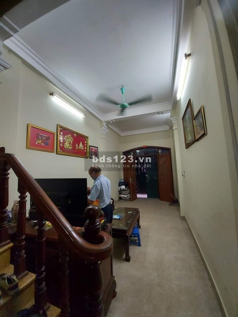 Nhà đẹp, phân lô, ô tô vào cửa, 20m ra phố, Thụy Khuê dt 38m2, 5 tầng, giá nhỉnh 4 tỷ
