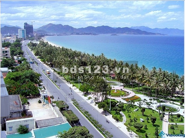 Đầu tư đất nền đô thị mới ven biển Nam Đà Nẵng, cạnh sông Cổ Cò, giá từ 18tr/m2, đường 21m