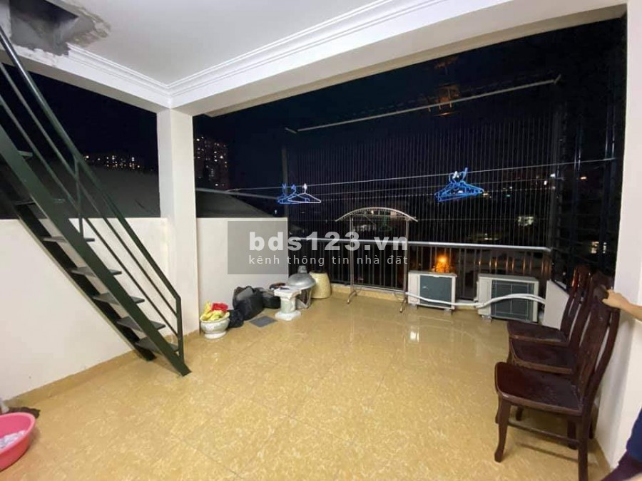 Bán nhà Thái Thịnh nhà mặt ngõ, rộng thoáng kinh doanh tốt diện tích 54m2 giá bán 6.4 tỷ