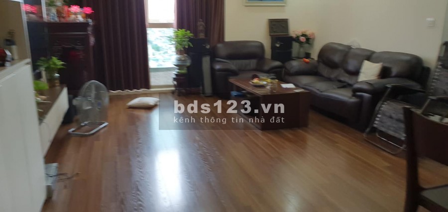 Bán Chung Cư Hòa Phát diện tích sử dụng 105m2, giá bán nhỉnh 3 tỷ, hỗ trọ vay, lh 0961969722