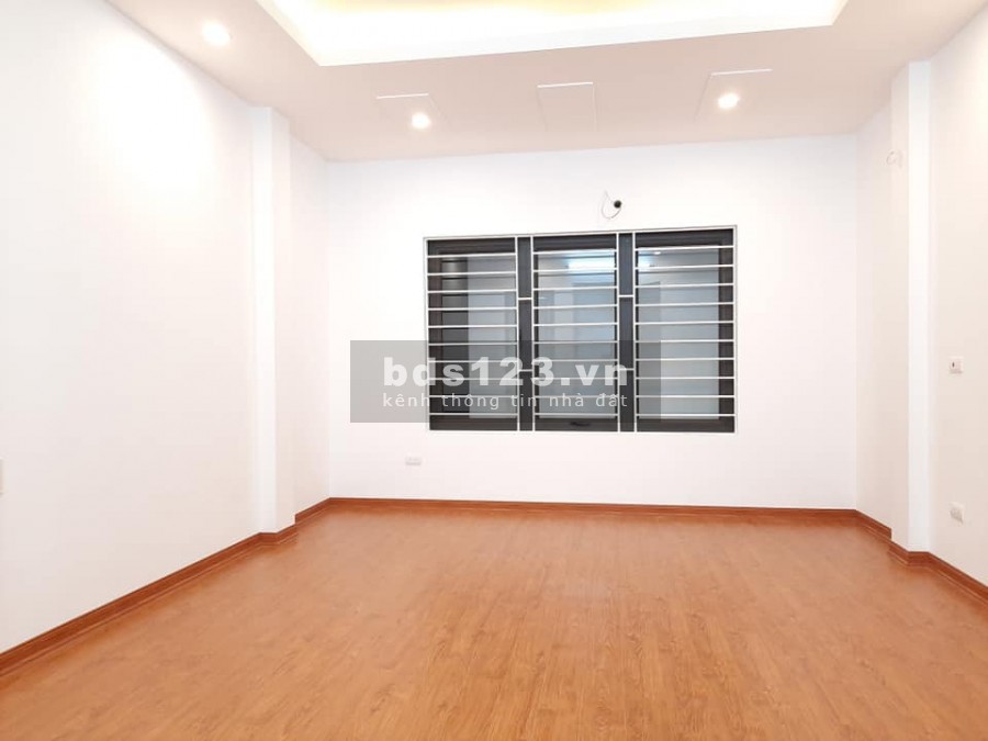 Bán nhà siêu đẹp Xuân Đỉnh, Bắc Từ Liêm, dt 32m2, 5 tầng mt 5m, giá 3 tỷ 450triệu, nhà đẹp ở luôn