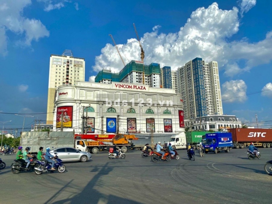 Chỉ 500 Triệu (25%) Sở Hữu Ngay Căn Hộ Cao Cấp CHARM DIAMOND ngay ngã tư lớn nhất Dĩ An 