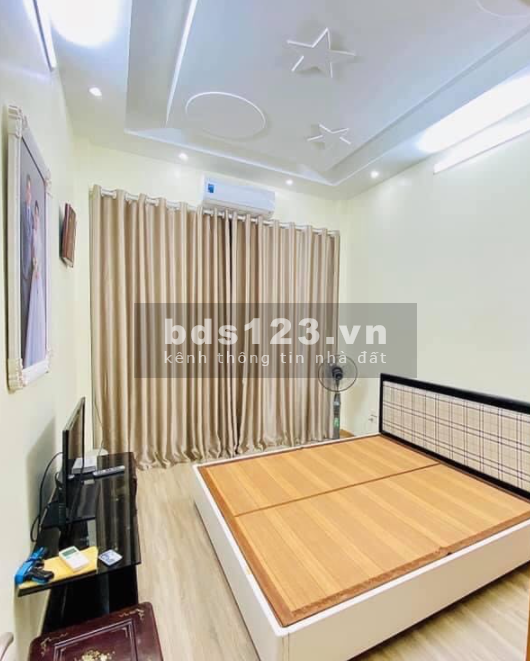 Nhà ở Phan Đình Giót dtsd 42m2 2 tầng giá 2.9 tỷ 2 mặt ngõ gần nhiều trường đại học lớn