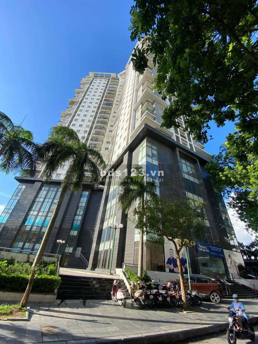 Nhà mặt phố Trung Kính Quận Cầu Giấy, vỉa hè miên man, liên hệ 0912521621